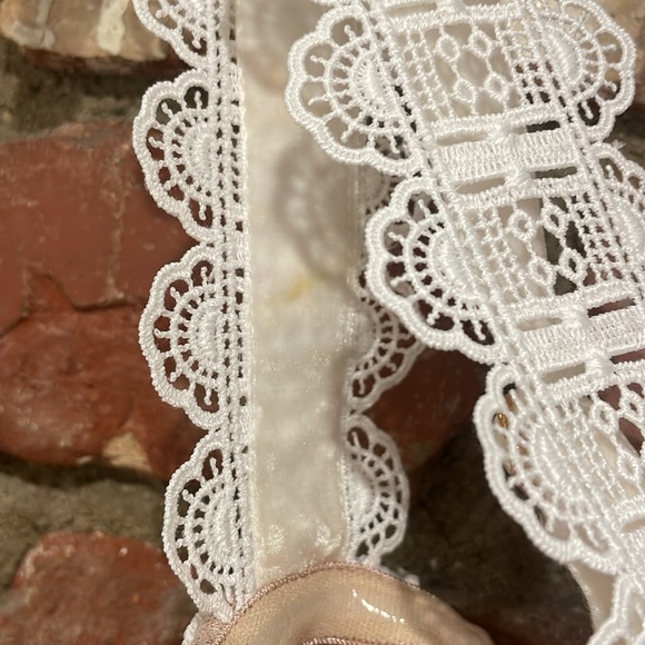 Revolve Bronx and Banco Megan Two Piece Lace Set White size small - Picture 13 of 13